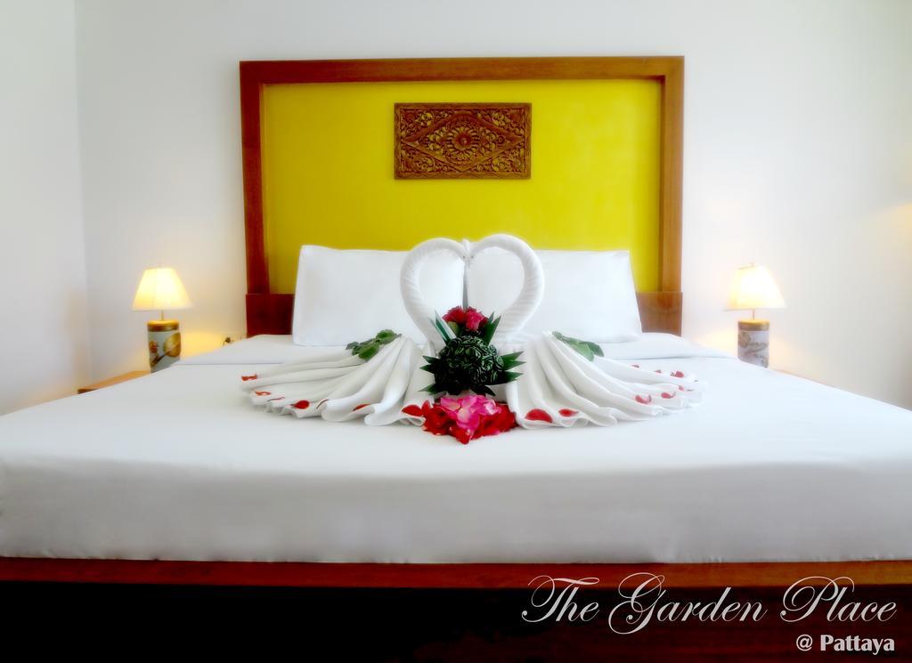 The Garden Place Pattaya Exterior photo